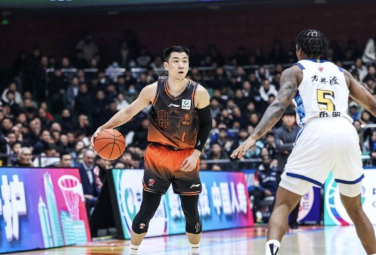 开云娱乐-赛季首次回到济南主场，高诗岩：感谢球迷的支持，好久不见！